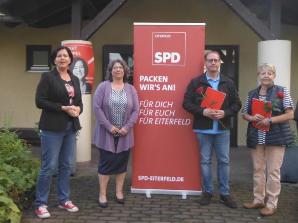 UB Vorsitzende Birgit Kömpel, MdL Tanja Hartdegen, 25 Jahre Michael Busold, 40 Jahre Marlies Röder